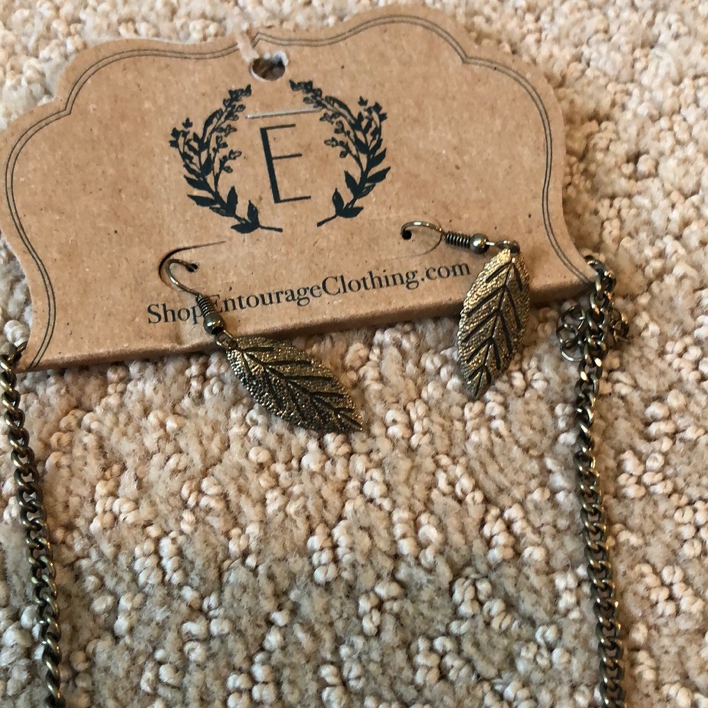Jewelry bundle - Picture 5 of 8
